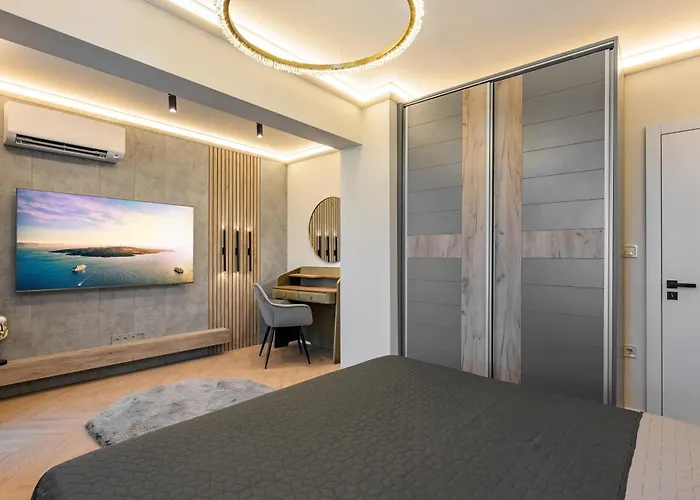 Pirin Апартаменты *